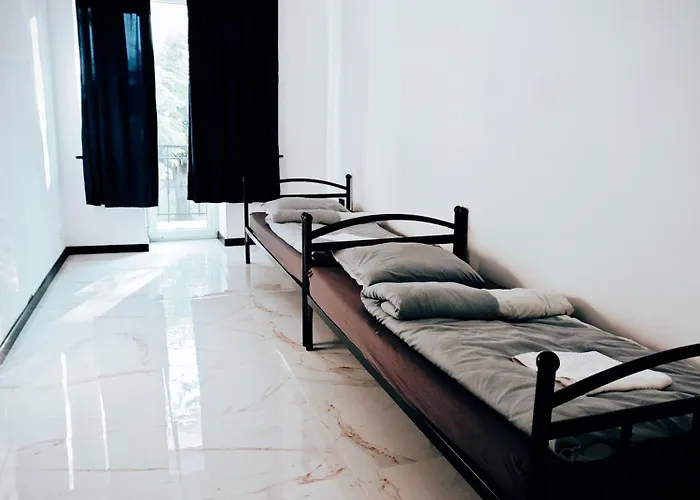 Przy Jasnej Gorze - By Price Center - Clarus *